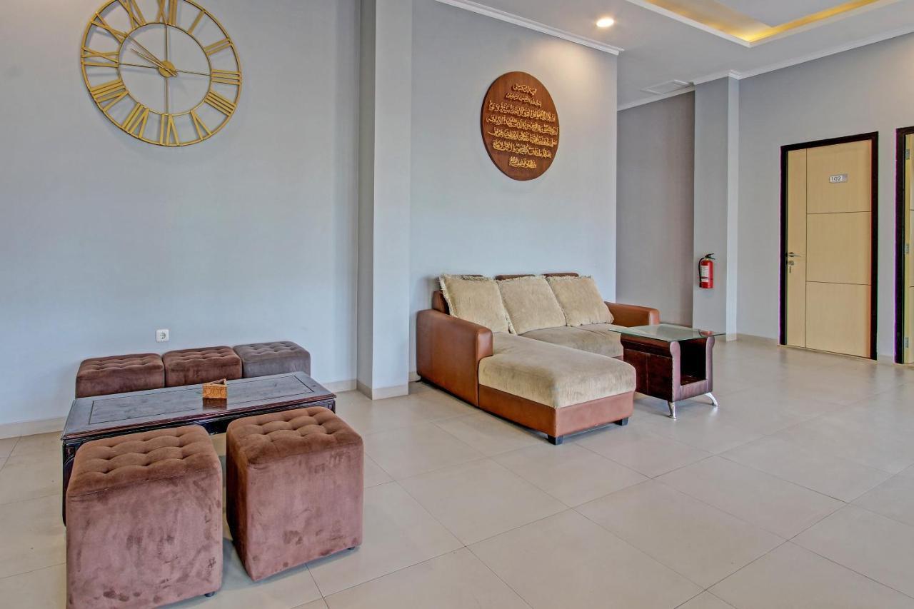 Hotel Capital O 91377 Mk Prime Syariah à Semarang Extérieur photo