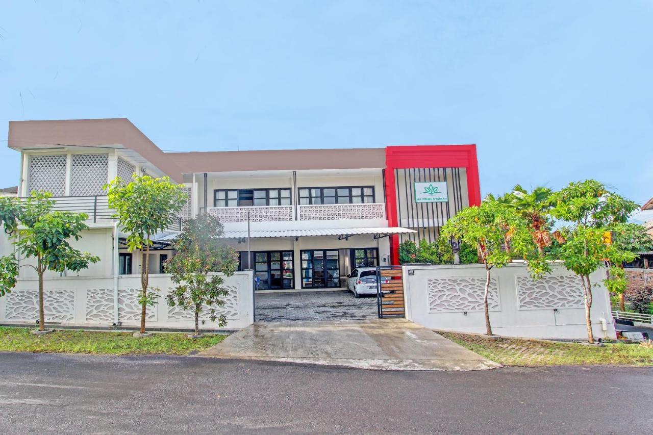 Hotel Capital O 91377 Mk Prime Syariah à Semarang Extérieur photo
