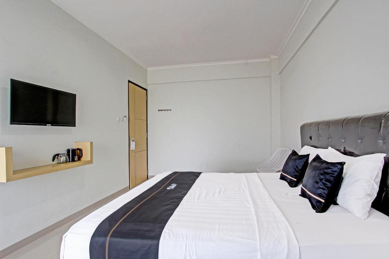 Hotel Capital O 91377 Mk Prime Syariah à Semarang Extérieur photo
